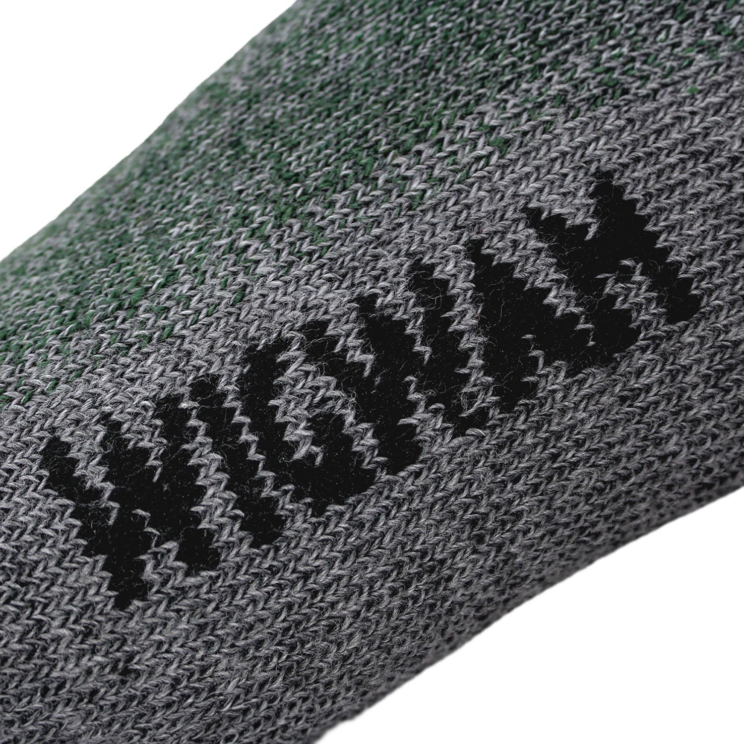 Kashmir knit in logo
